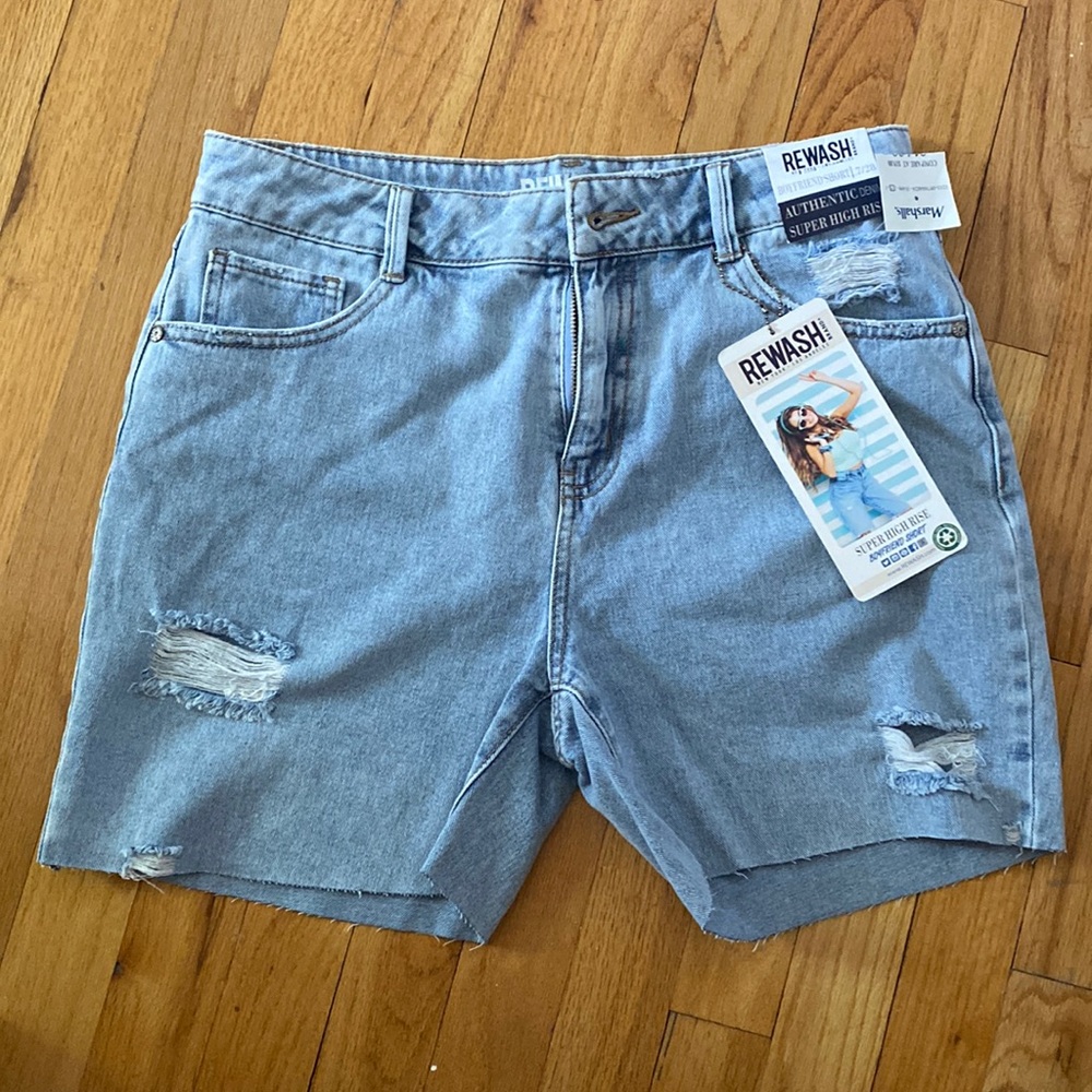 Mid length boyfriend denim shorts